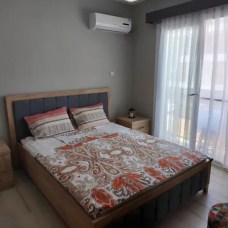 Royal Sun Residence, Long *